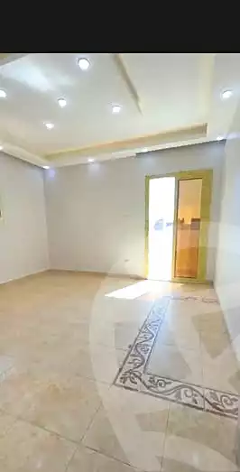 https://aqarmap.com.eg/ar/listing/7239465-for-sale-alexandria-el-asafra-shr-45