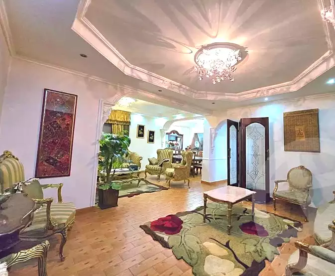 https://aqarmap.com.eg/ar/listing/7239461-for-sale-alexandria-lauran