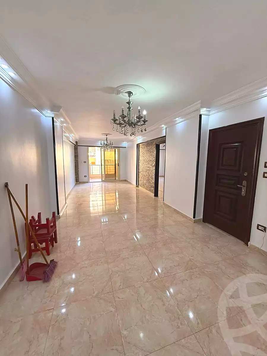 https://aqarmap.com.eg/en/listing/7239474-for-sale-alexandria-el-mandara-shr-jml-bd-lnsr