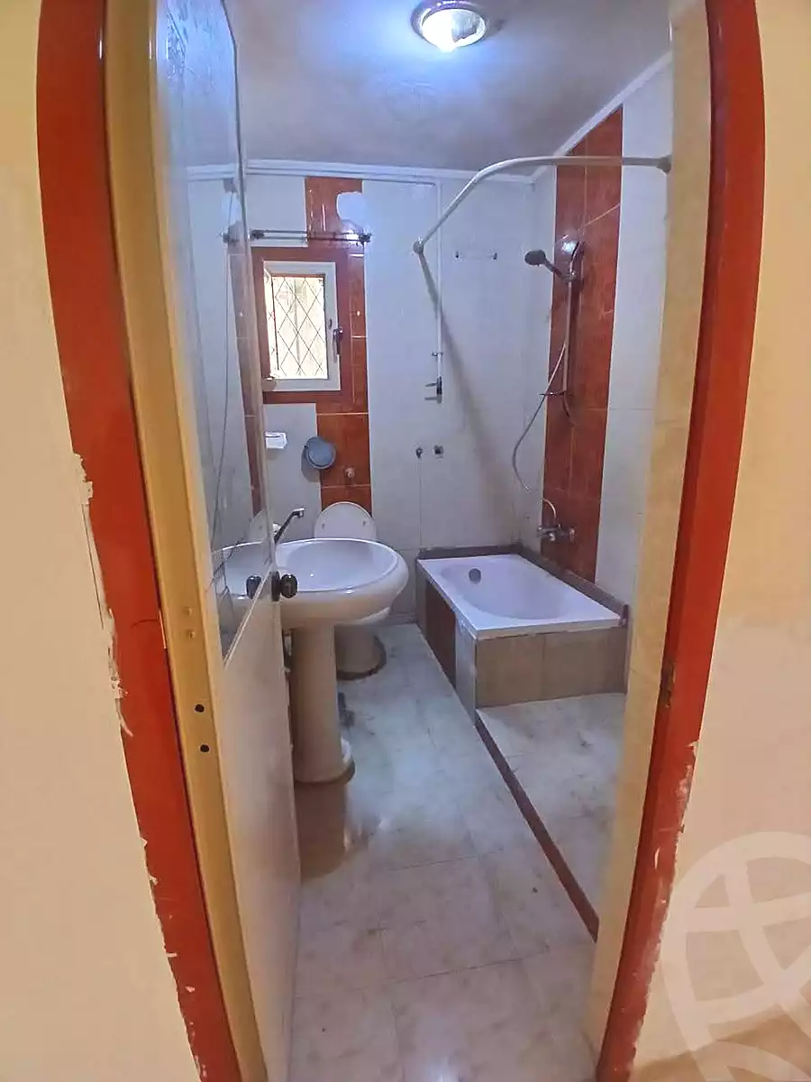 https://aqarmap.com.eg/en/listing/7239486-for-sale-alexandria-el-asafra-l-sfr-bhry