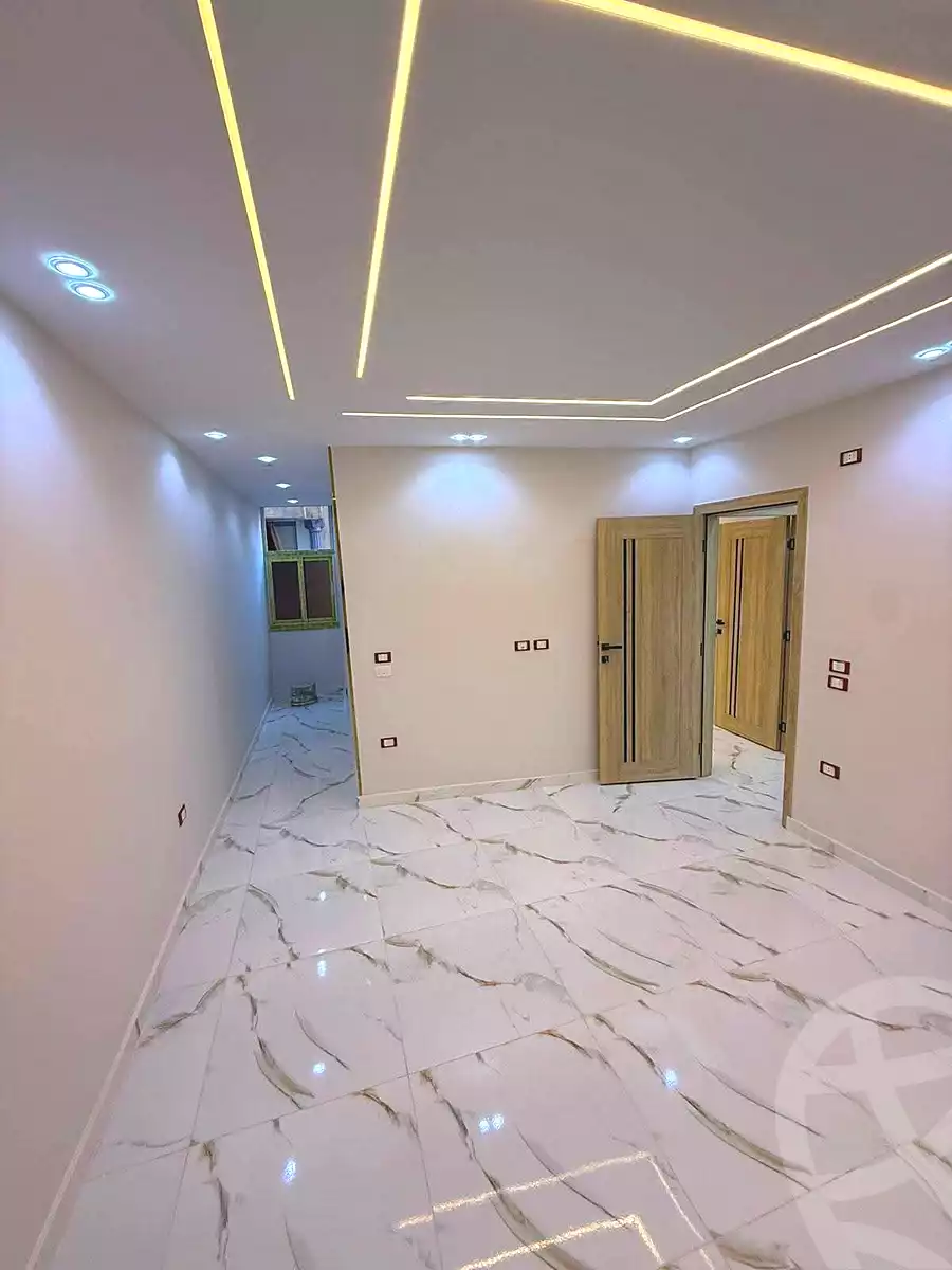 https://aqarmap.com.eg/en/listing/7239791-for-sale-cairo-el-haram-el-lebeny-soltan-khattab-st