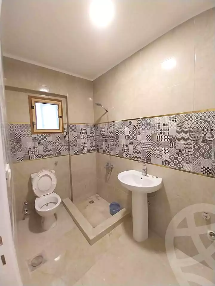 https://aqarmap.com.eg/ar/listing/7240415-for-rent-alexandria-sydy-bshr-sydy-bshr-bhry-shr-mhmwd-l-yswy