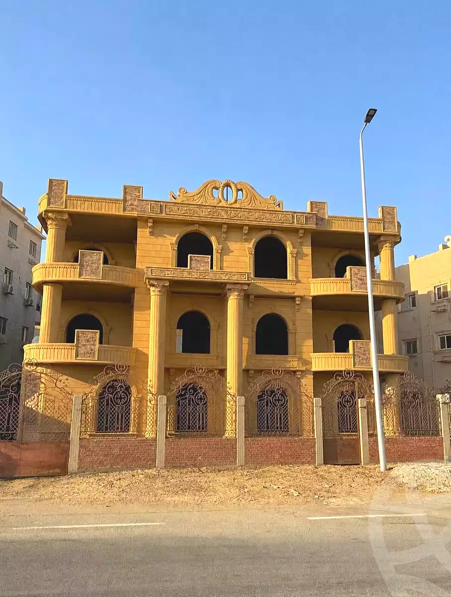 https://aqarmap.com.eg/ar/listing/7240628-for-sale-cairo-new-cairo-el-yassamin-el-yasmeen-1-samir-shehata-street