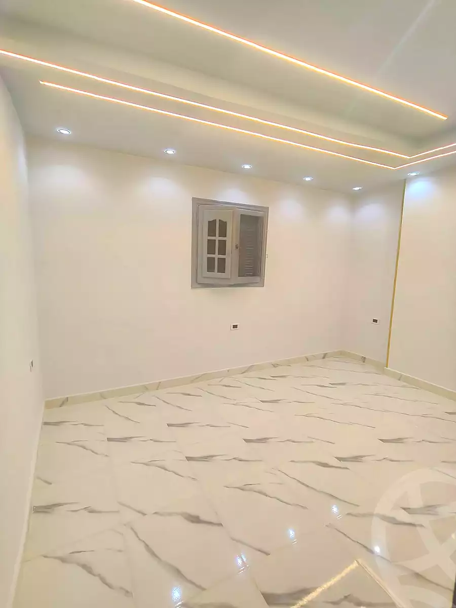 https://aqarmap.com.eg/ar/listing/7240668-for-sale-alexandria-sydy-bshr-sydy-bshr-bhry-mohamed-el-srafi-st.