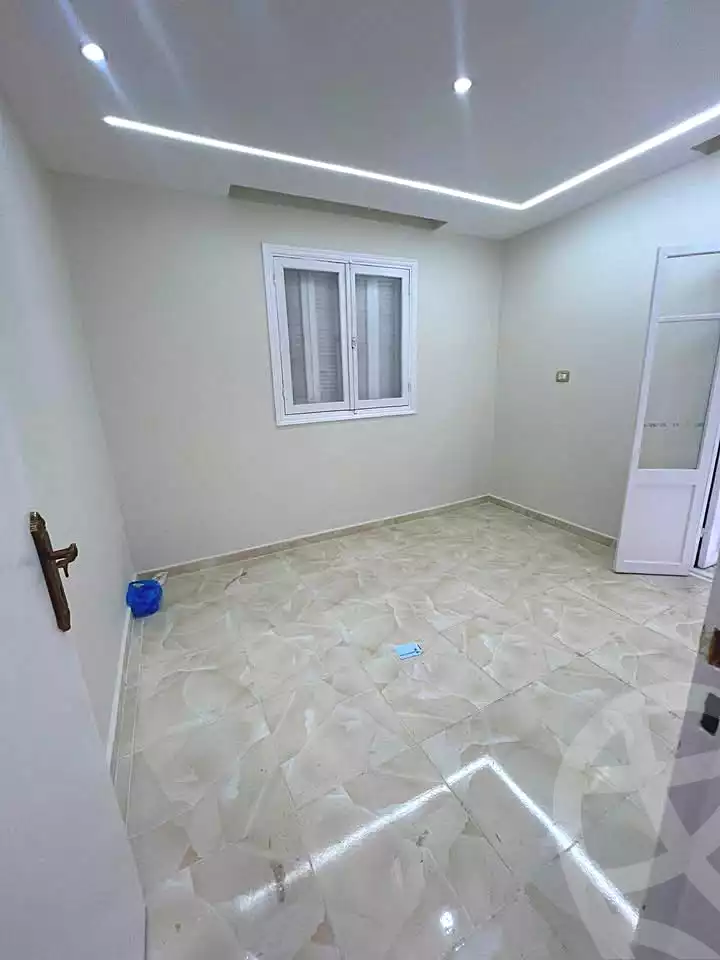 https://aqarmap.com.eg/ar/listing/7241030-for-sale-alexandria-lsywf-el-seyouf-bahri
