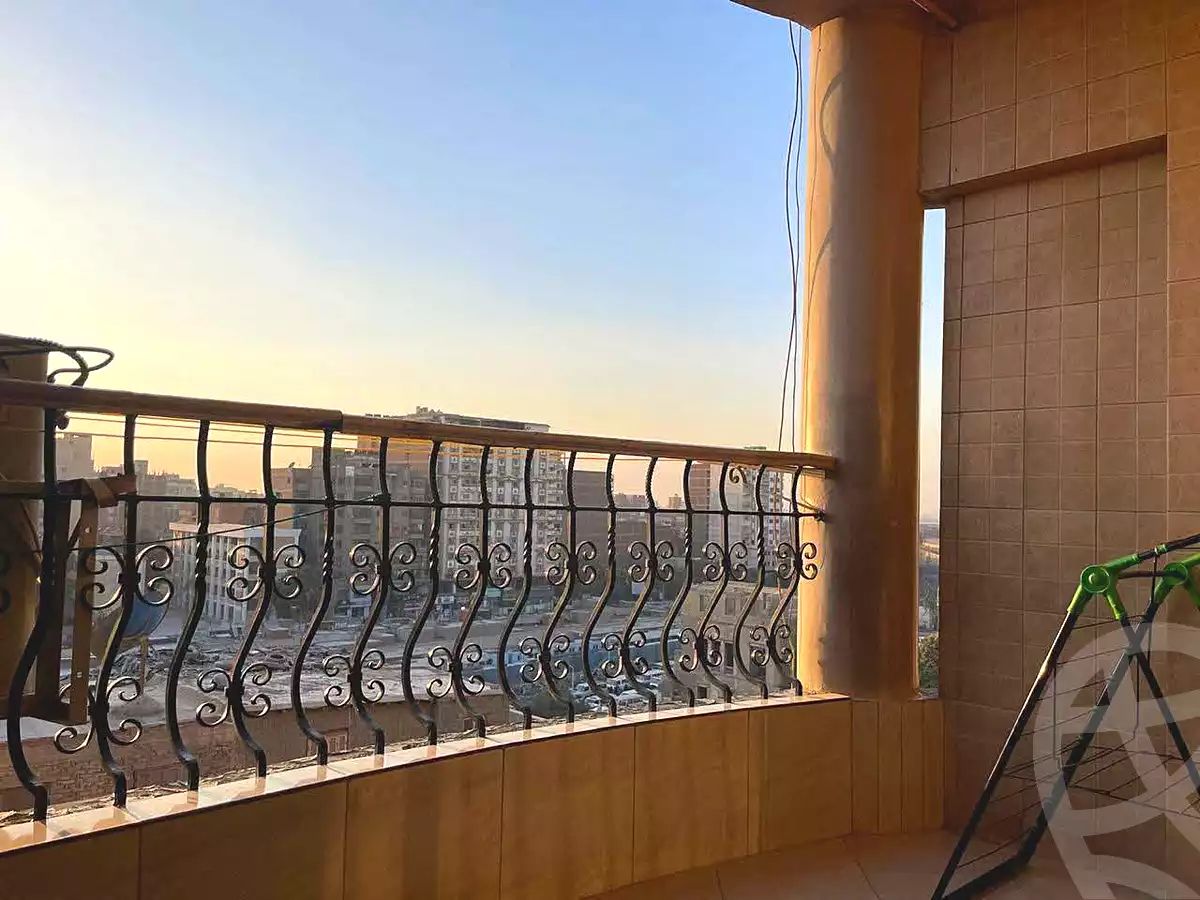 https://aqarmap.com.eg/en/listing/7241205-for-sale-cairo-helwan-helwan-el-sharkeya-heidar-st