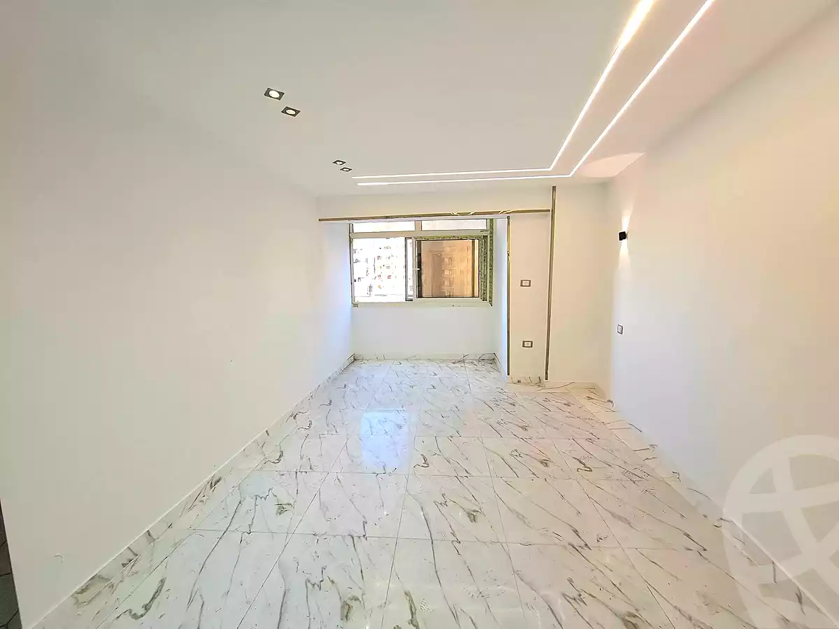 https://aqarmap.com.eg/ar/listing/7241218-for-sale-alexandria-sydy-bshr-sydy-bshr-bhry-shr-mhmd-njyb
