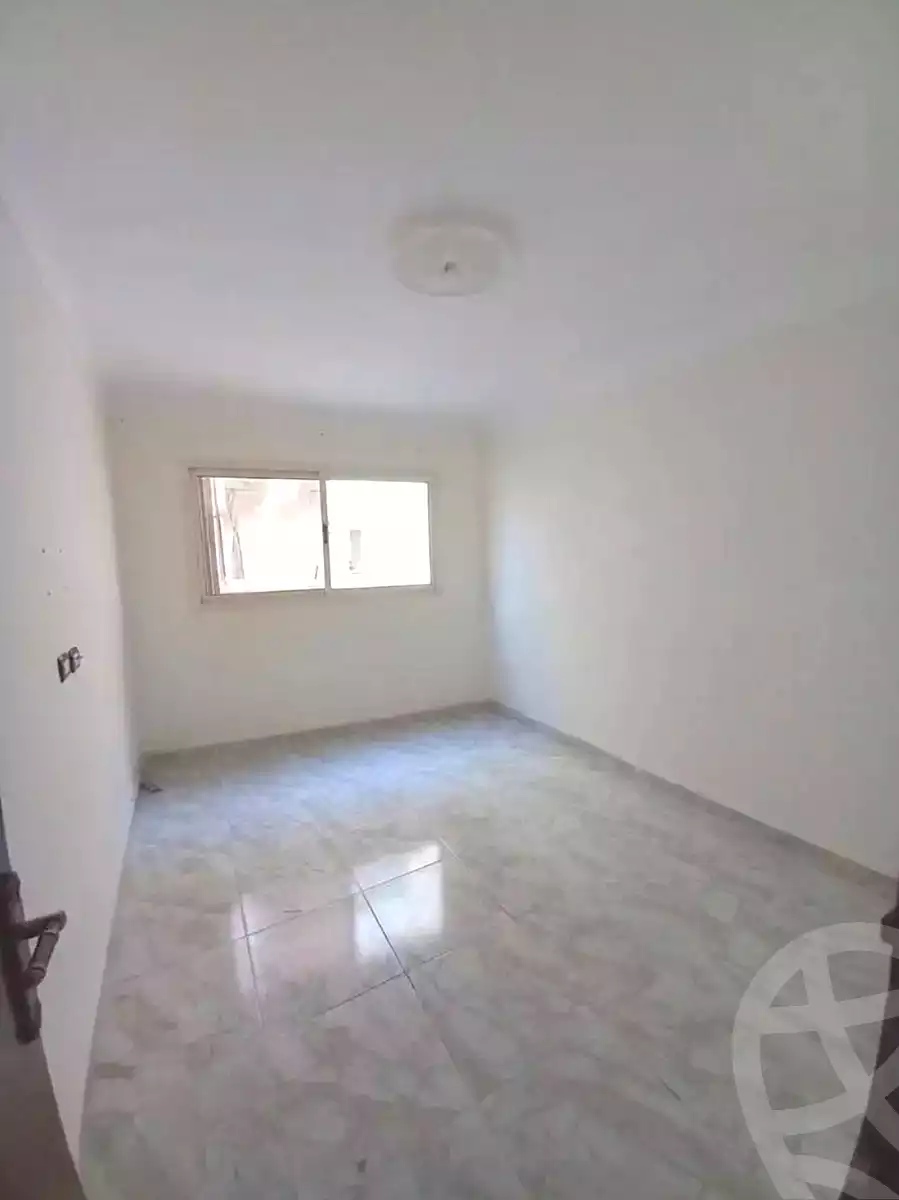 https://aqarmap.com.eg/ar/listing/7241351-for-sale-alexandria-al-agamy-lbytsh-el-hay-st