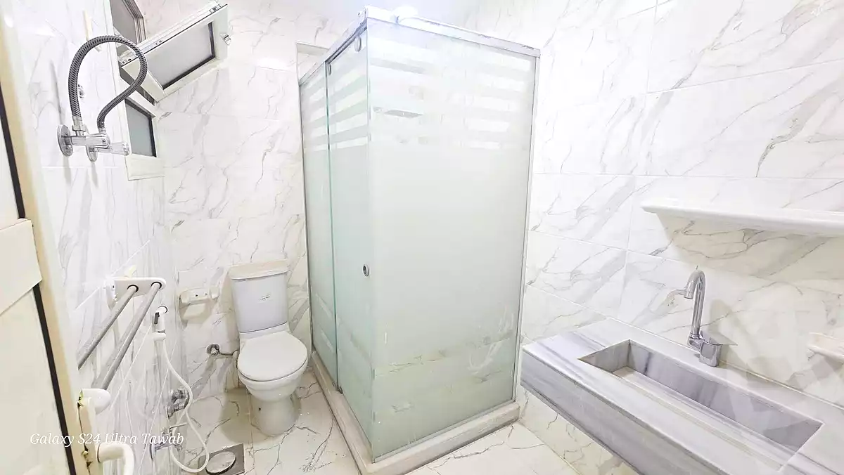 https://aqarmap.com.eg/ar/listing/7241549-for-sale-alexandria-al-agamy-bw-ywsf
