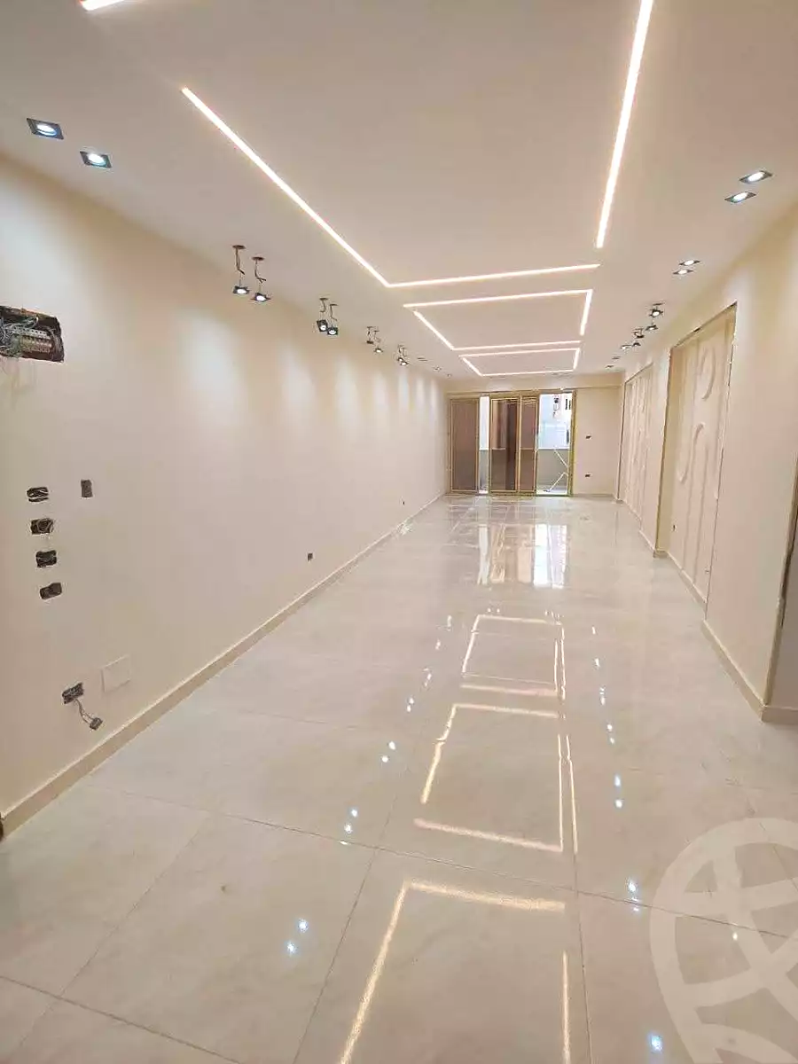 https://aqarmap.com.eg/en/listing/7241811-for-sale-alexandria-sydy-bshr-sydy-bshr-qbly-street-17