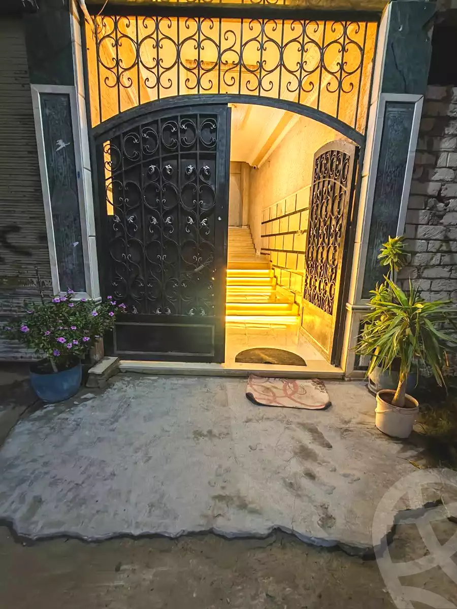https://aqarmap.com.eg/en/listing/7241900-for-sale-alexandria-al-agamy-el-hanouvel-el-salam-st