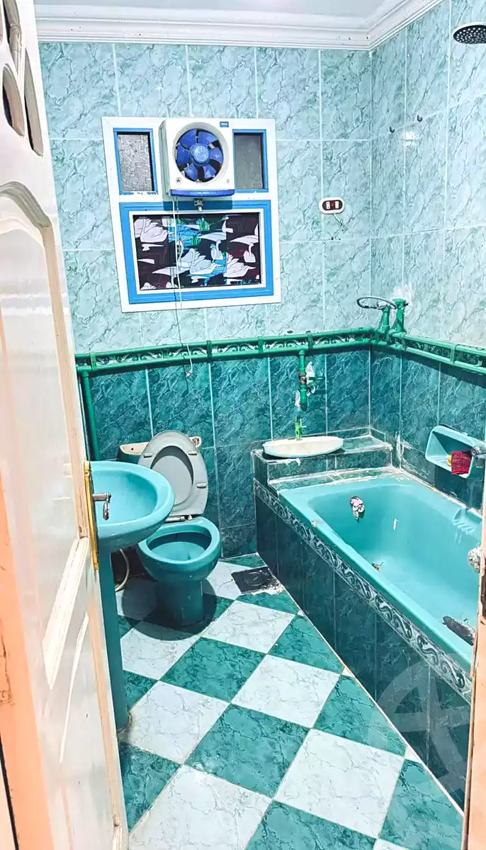 https://aqarmap.com.eg/en/listing/7241920-for-sale-alexandria-al-agamy-el-hanouvel-el-kholafaa-el-rashdeen-st