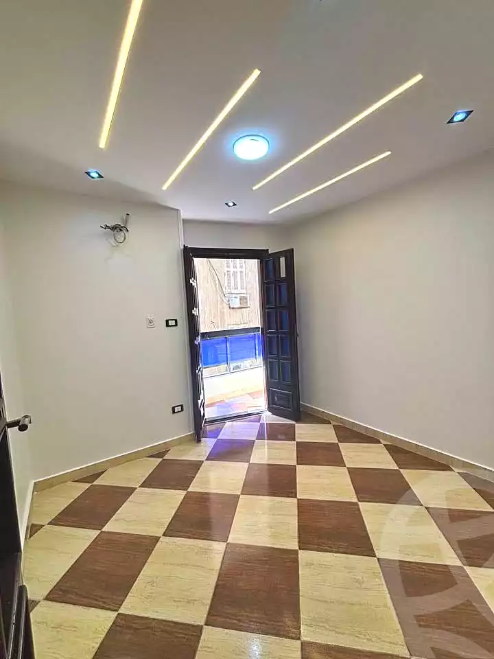 https://aqarmap.com.eg/ar/listing/7242081-for-sale-alexandria-miami-45-street