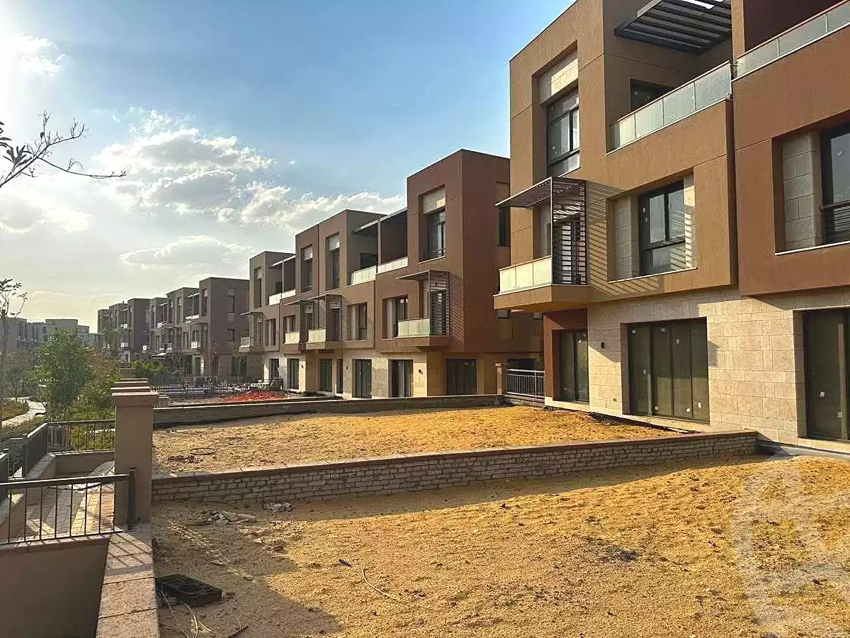 https://aqarmap.com.eg/ar/listing/7242143-for-sale-cairo-new-cairo-compounds-district-5-club-residence-apartments-district-5