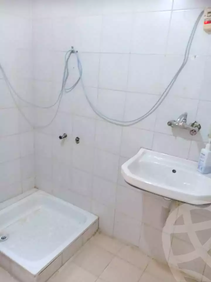 https://aqarmap.com.eg/en/listing/7242397-for-sale-alexandria-al-agamy-el-hanouvel