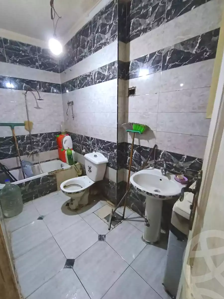 https://aqarmap.com.eg/en/listing/7242619-for-sale-alexandria-sydy-bshr-shr-mlk-hfny