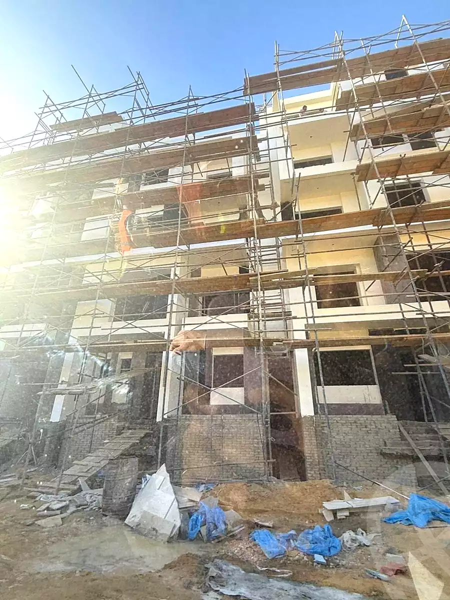 https://aqarmap.com.eg/en/listing/7242657-for-sale-cairo-el-sheikh-zayed-city-compounds