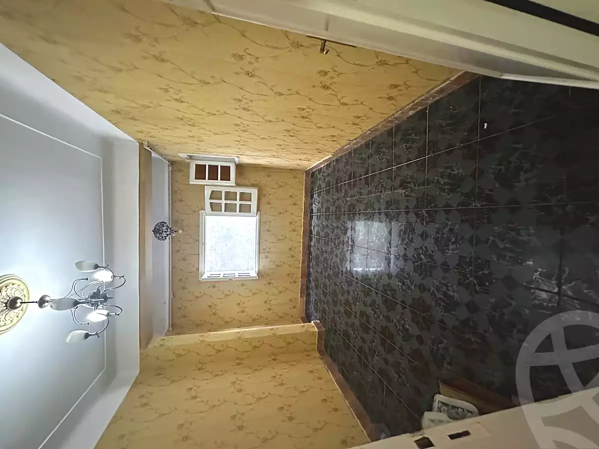 https://aqarmap.com.eg/ar/listing/7242422-for-sale-alexandria-el-chatby-sutar-st