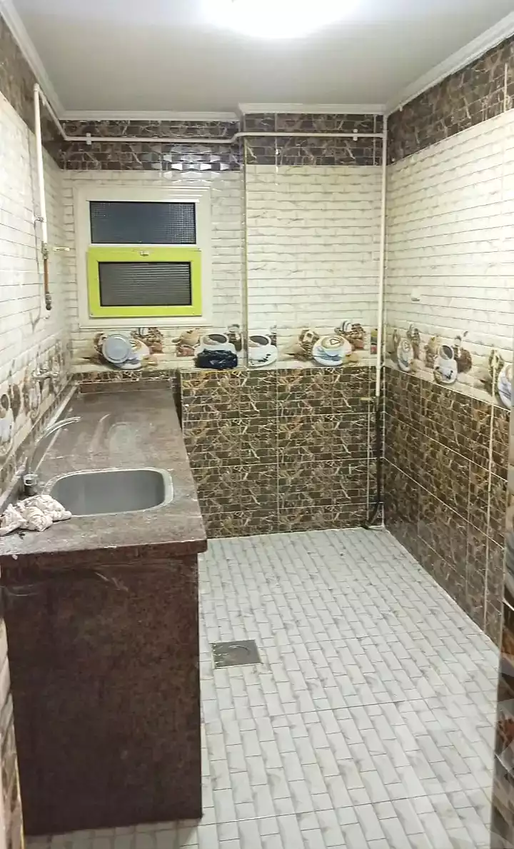 https://aqarmap.com.eg/ar/listing/7242848-for-sale-alexandria-al-agamy-lbytsh-bianchiii-el-arbaeen-st