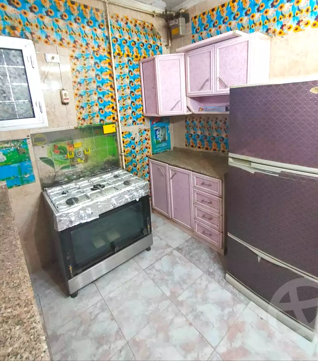 https://aqarmap.com.eg/ar/listing/7243108-for-rent-cairo-helwan-el-shareaa-el-sharby-st