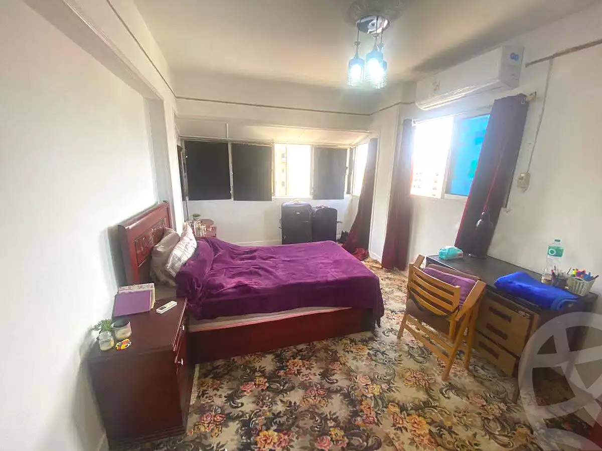 https://aqarmap.com.eg/ar/listing/7243114-for-rent-alexandria-l-zryt-champollion-st