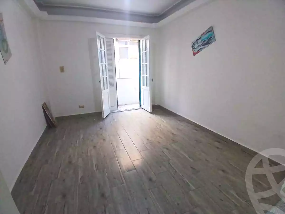 https://aqarmap.com.eg/en/listing/7243554-for-rent-alexandria-kafr-abdo-mohamed-safwat-st