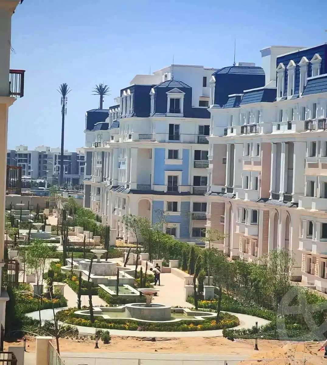 https://aqarmap.com.eg/ar/listing/7243977-for-sale-cairo-new-cairo-compounds-mountain-view-hyde-park