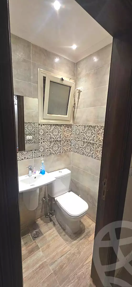 https://aqarmap.com.eg/ar/listing/7244130-for-sale-cairo-6th-of-october-el-ahyaa-neighborhood-2nd-divided-from-al-kafrawei-st