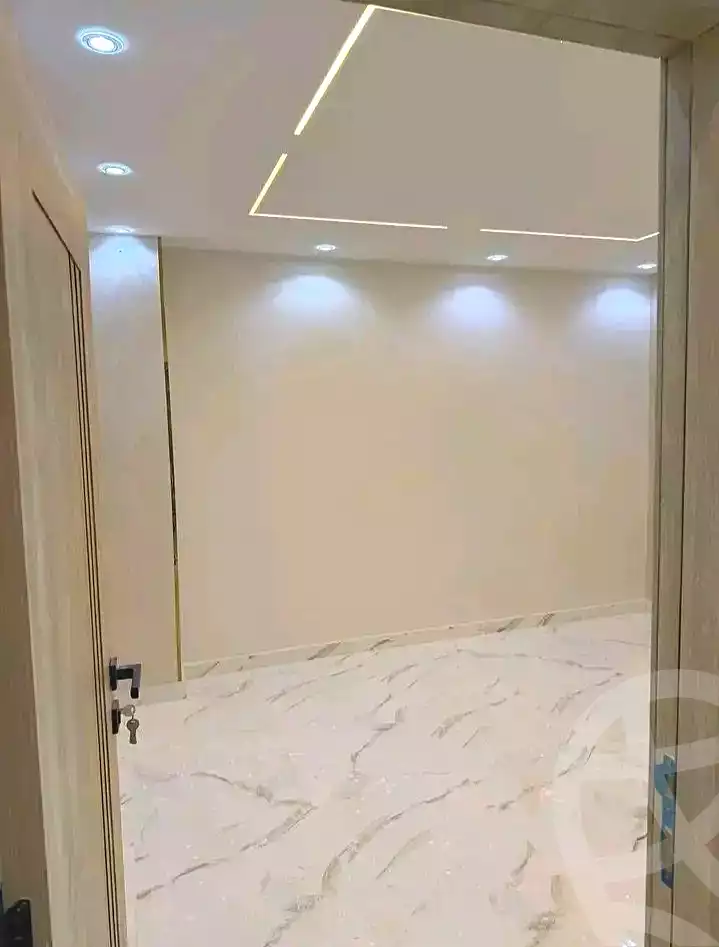 https://aqarmap.com.eg/ar/listing/7244165-for-sale-cairo-el-haram-el-lebeny-soltan-khattab-st