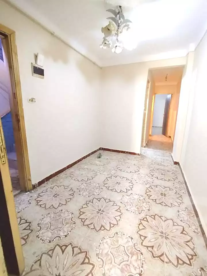 https://aqarmap.com.eg/ar/listing/7244358-for-sale-alexandria-lsywf-el-falki