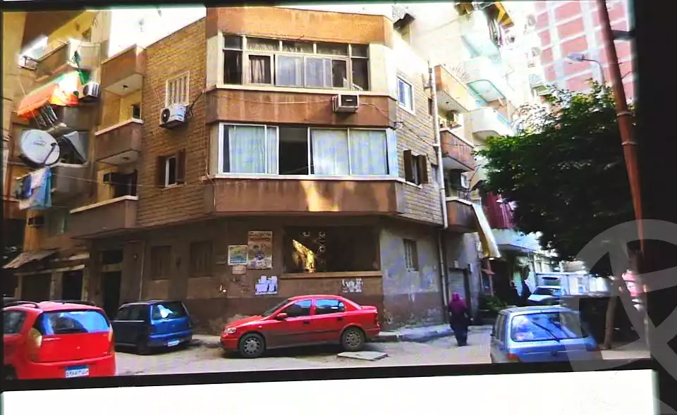 https://aqarmap.com.eg/en/listing/7244413-for-sale-alexandria-ganaklis