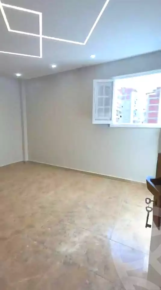 https://aqarmap.com.eg/en/listing/7244458-for-sale-alexandria-el-asafra-shr-mlk-hfny
