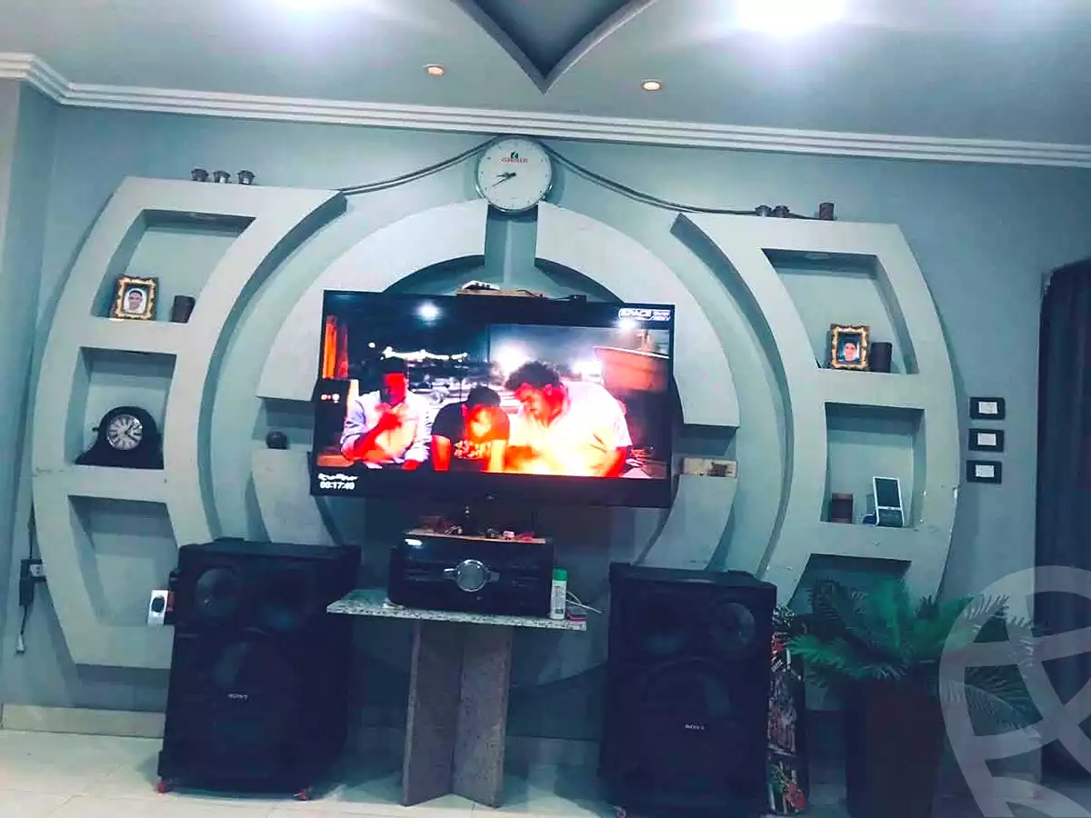 https://aqarmap.com.eg/en/listing/7245029-for-sale-cairo-helwan-helwan-el-sharkeya-khesro-basha-st