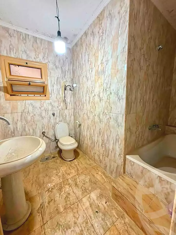 https://aqarmap.com.eg/ar/listing/7245106-for-sale-alexandria-al-agamy-lbytsh-el-saleheen-mosque-st