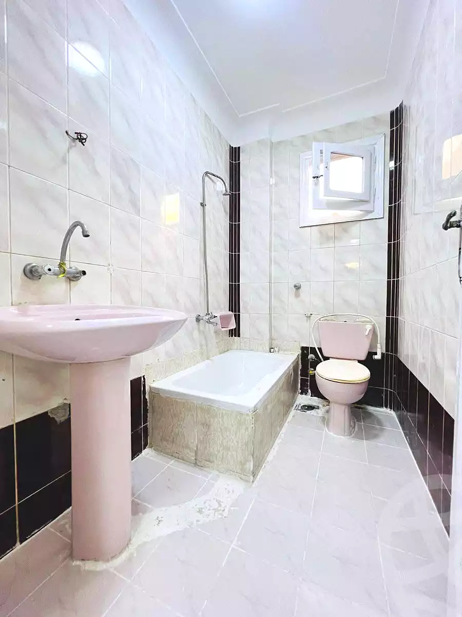 https://aqarmap.com.eg/ar/listing/7245337-for-sale-alexandria-al-agamy-shataa-el-nakheel