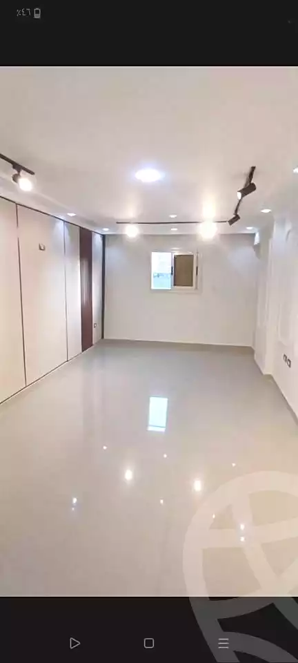 https://aqarmap.com.eg/ar/listing/7245544-for-sale-alexandria-el-asafra-shr-45