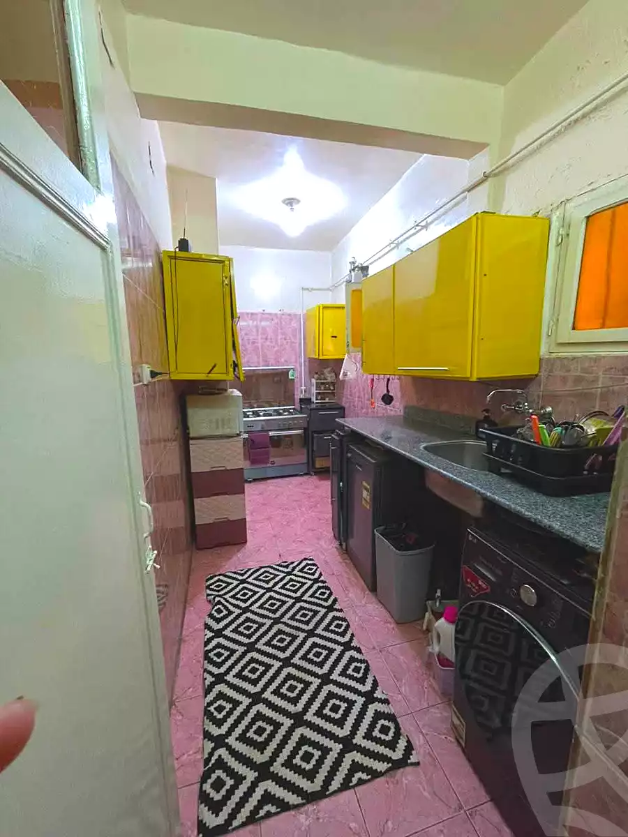 https://aqarmap.com.eg/en/listing/7245812-for-sale-cairo-helwan-helwan-el-sharkeya-ryad-pasha-st