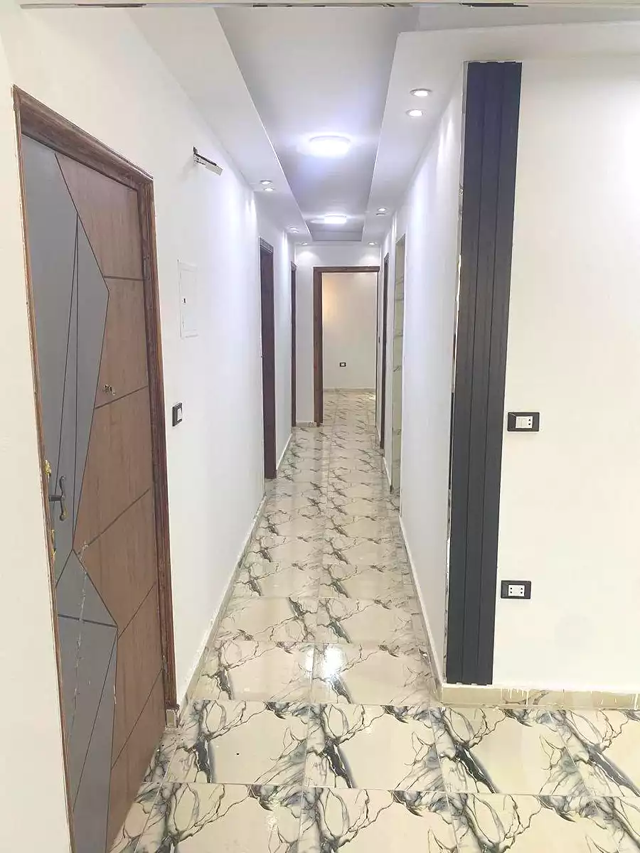 https://aqarmap.com.eg/ar/listing/7245886-for-sale-cairo-ain-shams-jsr-lswys