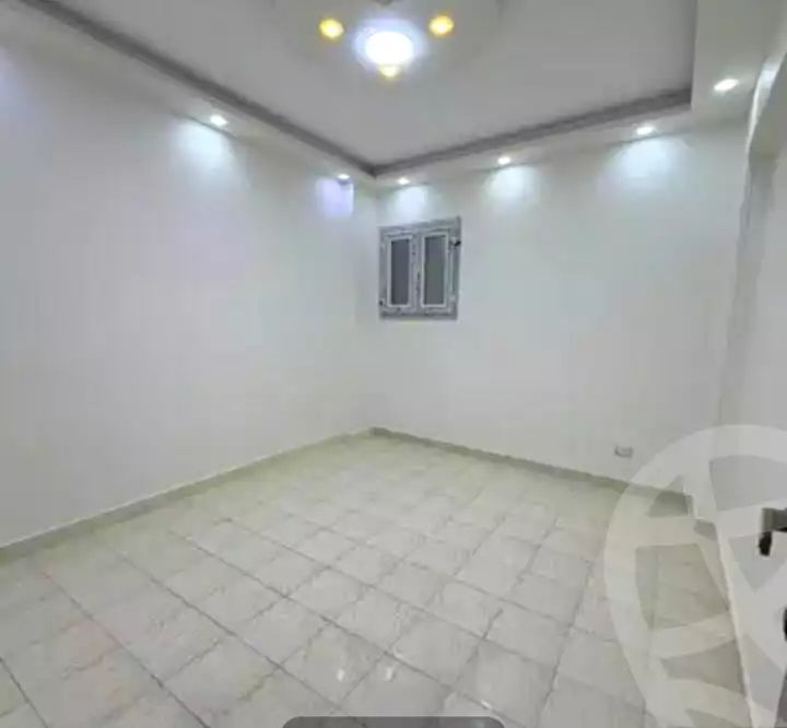 https://aqarmap.com.eg/ar/listing/7246744-for-sale-alexandria-miami-khld-bn-lwlyd