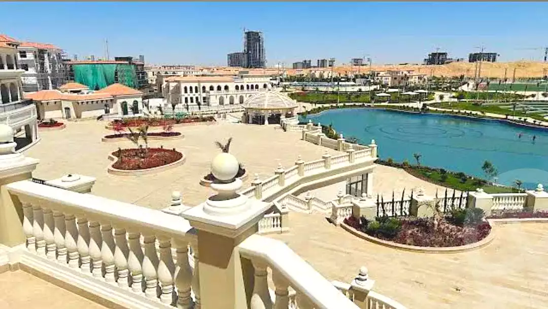 https://aqarmap.com.eg/en/listing/7247131-for-sale-cairo-new-administrative-capital-r7-celia-mntq-l-mrt-1