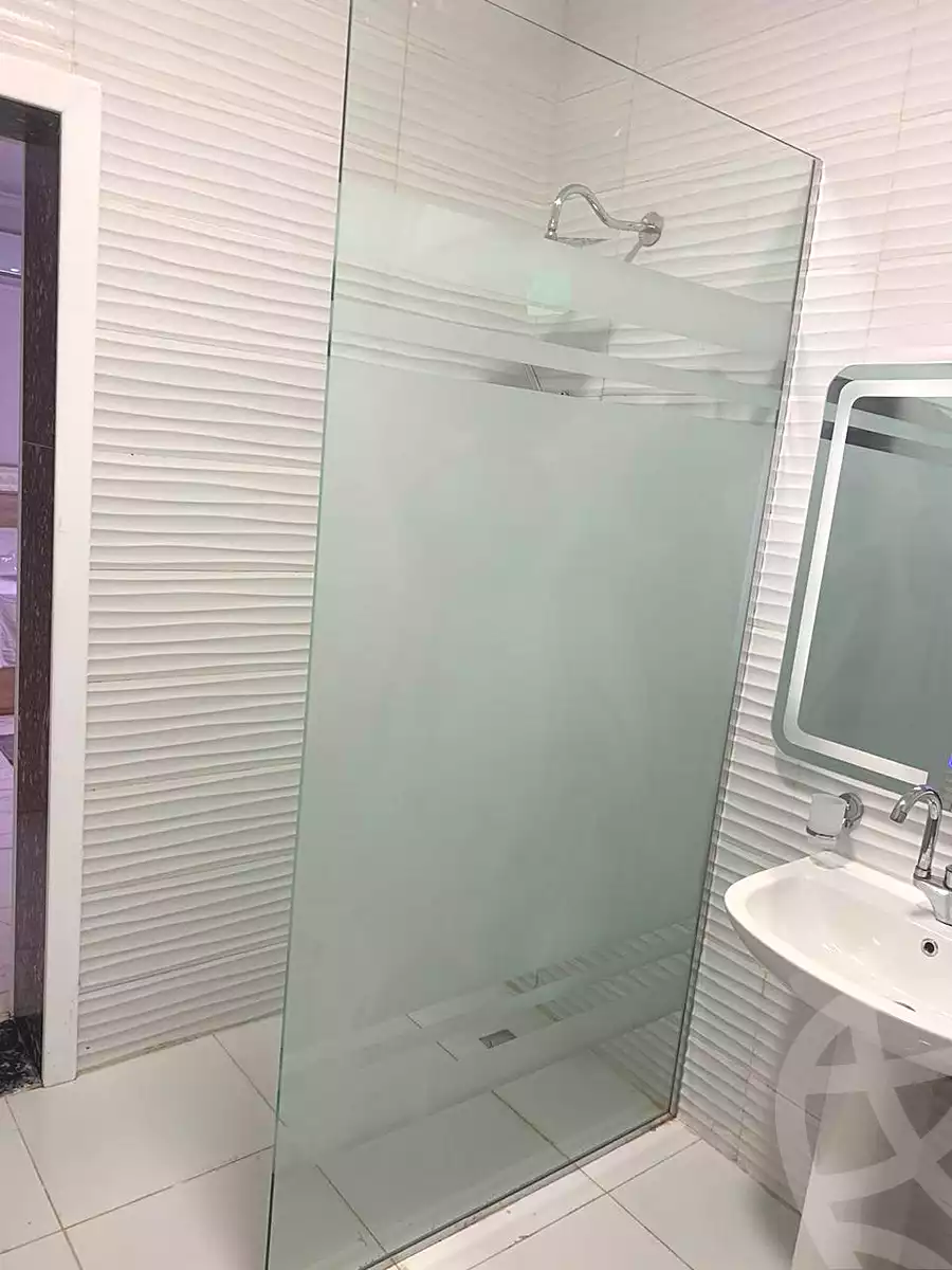 https://aqarmap.com.eg/ar/listing/7247274-for-sale-cairo-el-sheikh-zayed-city-el-hay-elsabeaa