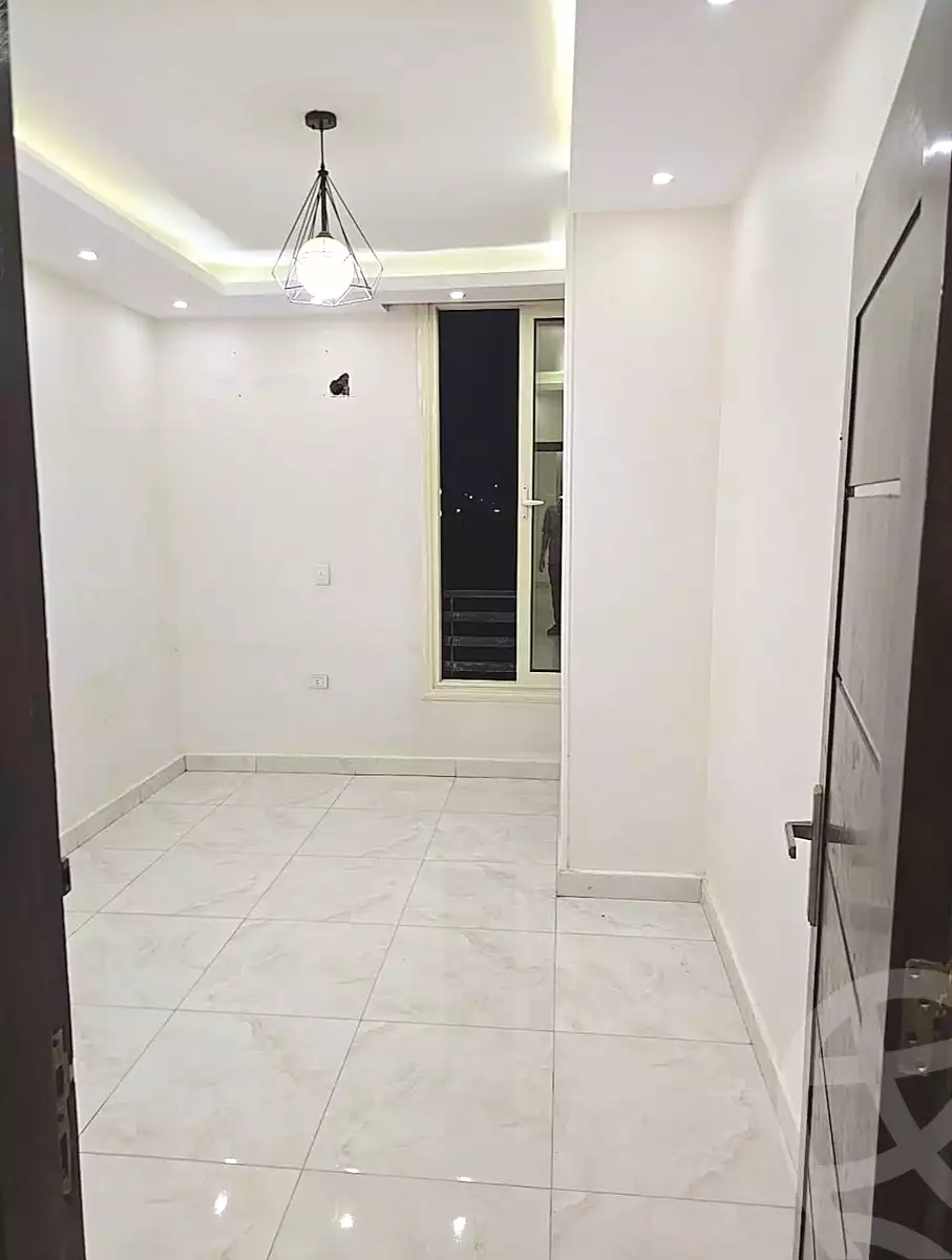 https://aqarmap.com.eg/ar/listing/7247302-for-sale-cairo-6th-of-october-el-ahyaa-neighborhood-3rd-al-hay-al-thalith-st