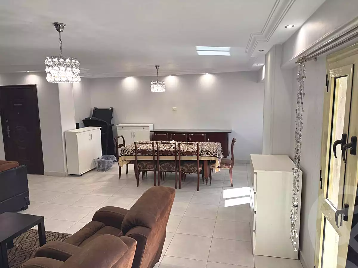 https://aqarmap.com.eg/en/listing/7247315-for-sale-cairo-el-sheikh-zayed-city-el-hay-elsabeaa
