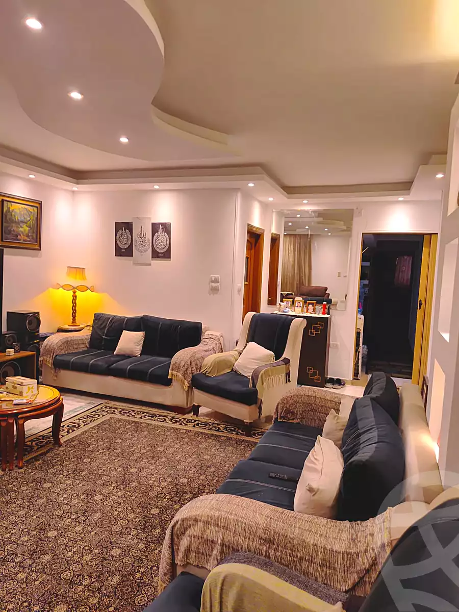 https://aqarmap.com.eg/ar/listing/7247343-for-sale-cairo-el-sheikh-zayed-city-el-hay-eltaseaa-area-1-el-bostan-st