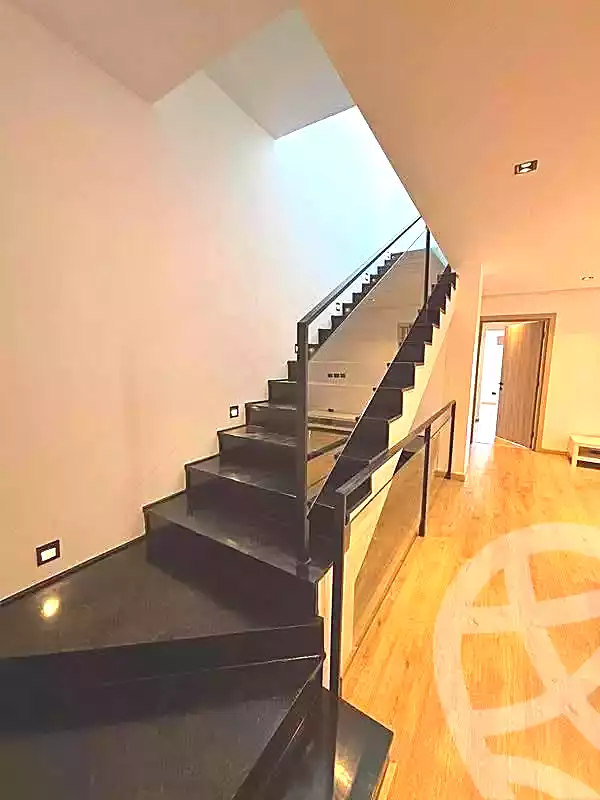 https://aqarmap.com.eg/ar/listing/7247364-for-sale-cairo-new-cairo-compounds-hyde-park-greens-hyde-park-compound