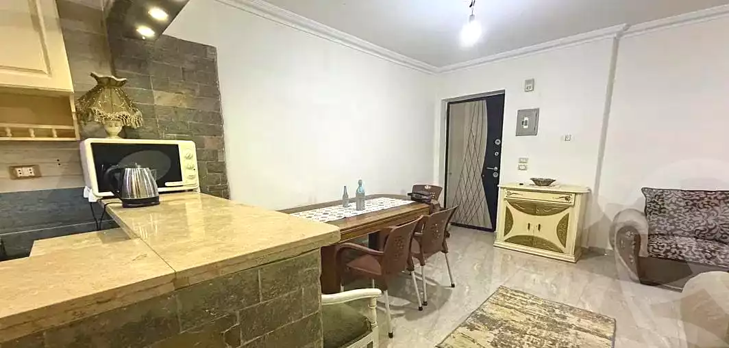 https://aqarmap.com.eg/en/listing/7247465-for-rent-cairo-6th-of-october-hadaeq-october-compounds-djlh-blmz-m-mr-lmrshdy