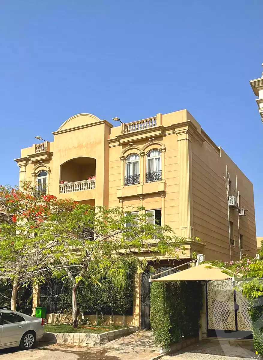 https://aqarmap.com.eg/ar/listing/7247767-for-sale-cairo-new-cairo-ganob-el-akadamiya-south-academy-g-sedki-suliman-st
