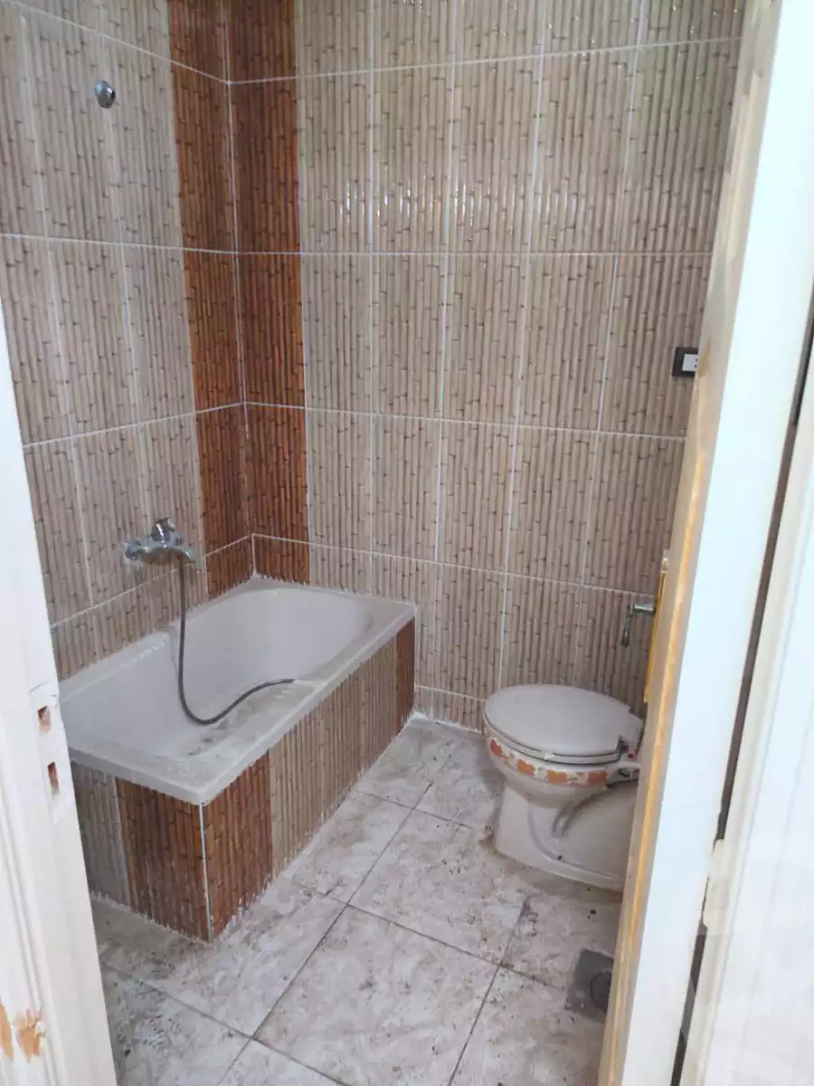 https://aqarmap.com.eg/en/listing/7248272-for-sale-alexandria-al-agamy-lbytsh-bianchiii-street-11
