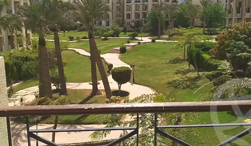 https://aqarmap.com.eg/ar/listing/7248348-for-sale-cairo-el-sheikh-zayed-city-compounds-hadayek-el-mohandiseen