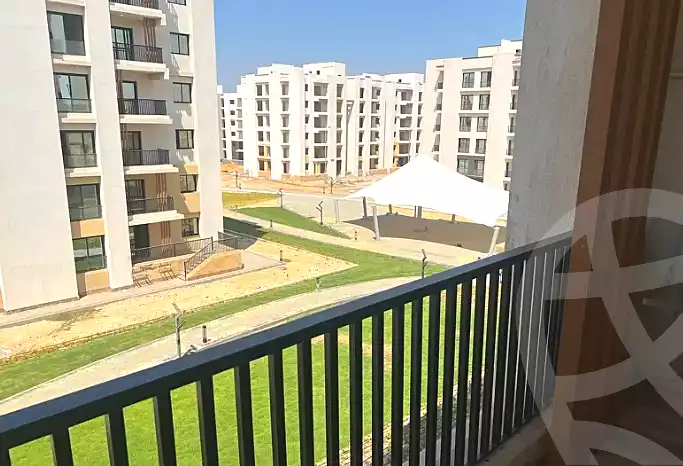 https://aqarmap.com.eg/en/listing/7248350-for-sale-cairo-el-sheikh-zayed-city-lshykh-zyd-ljdyd-lugar-compound-gates